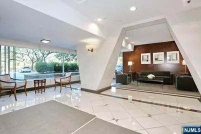2 Horizon Road 404 #404, Fort Lee, NJ 07024 - Photo 4