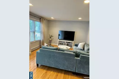 135 Riverview Avenue 1 #1, North Arlington, NJ 07031 - Photo 4