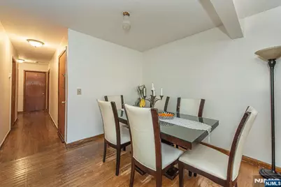 470-472 Walker, Fairview, NJ 07022 - Photo 4