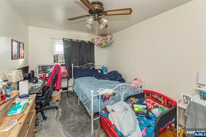 470-472 Walker, Fairview, NJ 07022 - Photo 10
