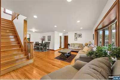 630 Fermery Drive, New Milford, NJ 07646 - Photo 6