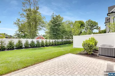 16 Feldman, Paramus, NJ 07652 - Photo 28