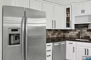1020 Harmon Cove Tower 1020, Secaucus, NJ 07094 - Photo 14