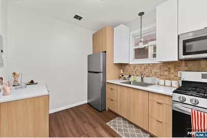 223 Devon Street 2 #2, Kearny, NJ 07032 - Photo 2