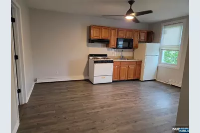 7007 Park Avenue, Guttenberg, NJ 07093 - Photo 4
