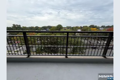 3 Horizon Road 819 #819, Fort Lee, NJ 07024 - Photo 8