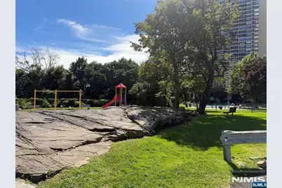 3 Horizon Road 819 #819, Fort Lee, NJ 07024 - Photo 34
