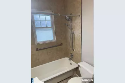 446 Wagaraw Road 4 #4, Fair Lawn, NJ 07410 - Photo 14