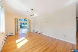 124 Pascack Rd, Washington Township, NJ 07676 - Photo 10