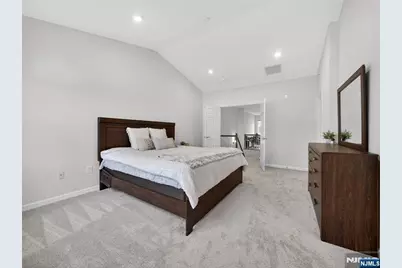 15 Wesmont Drive, Wood Ridge, NJ 07075 - Photo 28