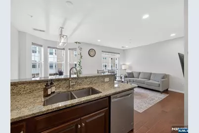 15 Wesmont Drive, Wood Ridge, NJ 07075 - Photo 18