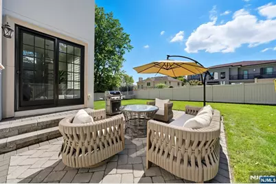 146 Stuart Street, Paramus, NJ 07652 - Photo 42