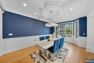 146 Stuart Street, Paramus, NJ 07652 - Photo 16