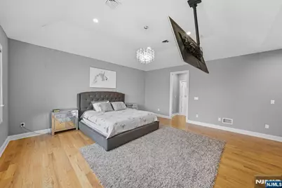 146 Stuart Street, Paramus, NJ 07652 - Photo 24
