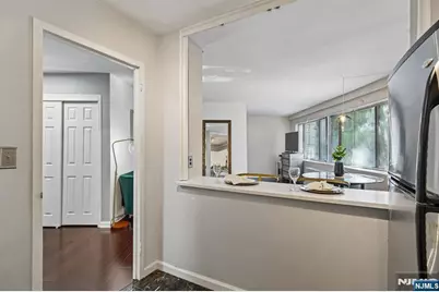 1375 River Road 1A #1A, Edgewater, NJ 07020 - Photo 8