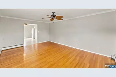 20 Catherine Avenue 2 #2, Saddle Brook Township, NJ 07663 - Photo 6