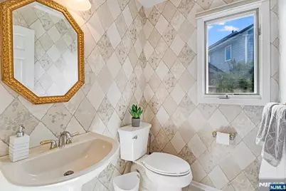 25 Knutsen Drive 216 #216, West Orange Township, NJ 07052 - Photo 14