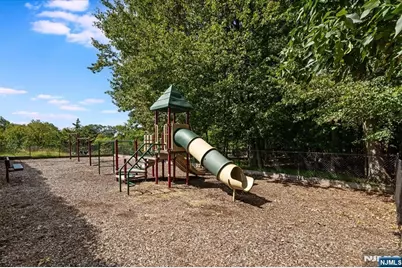 25 Knutsen Drive 216 #216, West Orange Township, NJ 07052 - Photo 32