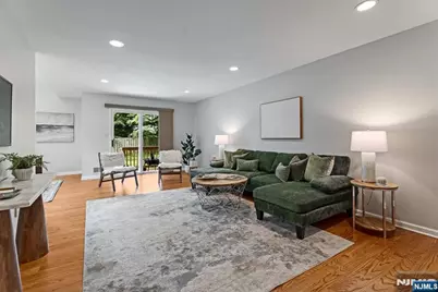 25 Knutsen Drive 216 #216, West Orange Township, NJ 07052 - Photo 4