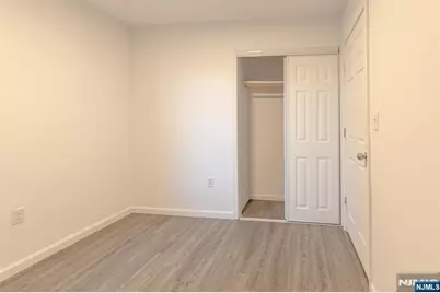 242 Rosa Parks Boulevard, Paterson, NJ 07501 - Photo 18