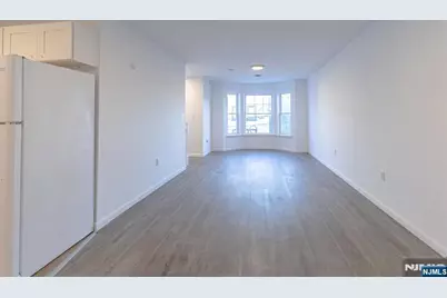 242 Rosa Parks Boulevard, Paterson, NJ 07501 - Photo 24