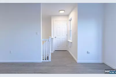 242 Rosa Parks Boulevard, Paterson, NJ 07501 - Photo 26