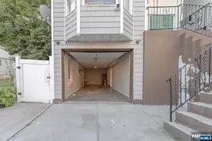 242 Rosa Parks Blvd, Paterson, NJ 07501 - Photo 30