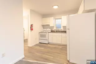 242 Rosa Parks Blvd, Paterson, NJ 07501 - Photo 4