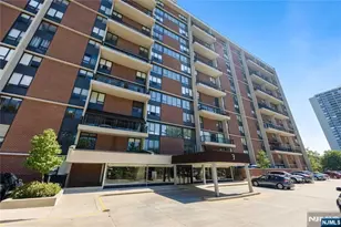 3 Horizon Road 1023, Fort Lee, NJ 07023 - Photo 2