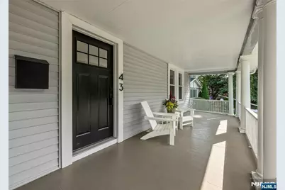 43 Garfield Place, Ridgewood, NJ 07450 - Photo 2