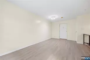 300 Lookout Ave D2, Hackensack, NJ 07601 - Photo 8