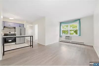 300 Lookout Avenue D2 #D2, Hackensack, NJ 07601 - Photo 6