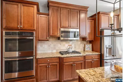107 Windsor Lane, Ramsey, NJ 07446 - Photo 16