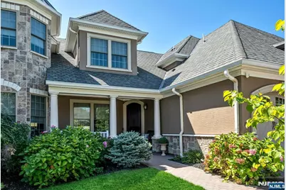 107 Windsor Lane, Ramsey, NJ 07446 - Photo 2