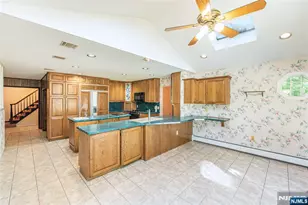 492 Blue Hill Terrace, Franklin Lakes, NJ 07417 - Photo 8