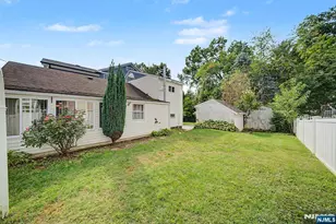 13 Spruce Pl, Denville, NJ 07834 - Photo 34