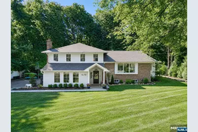 734 Willow Run, Wyckoff Township, NJ 07481 - Photo 2