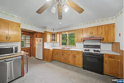 56 Haskell Avenue, Wanaque, NJ 07420 - Photo 14