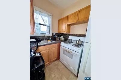 976 Main Avenue, Passaic, NJ 07055 - Photo 24