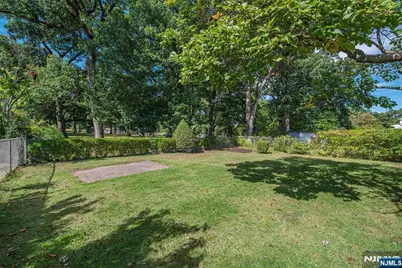 9-10 Malcolm Terrace, Fair Lawn, NJ 07410 - Photo 20