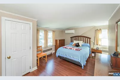 9-10 Malcolm Terrace, Fair Lawn, NJ 07410 - Photo 12