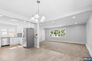 31 Barbara St, Bloomfield, NJ 07003 - Photo 4