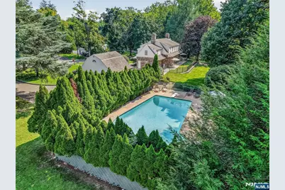 1 Carlyle Place, Hillsdale, NJ 07642 - Photo 8