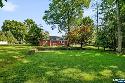 1 Carlyle Place, Hillsdale, NJ 07642 - Photo 18