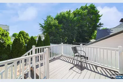 897 Virgil Avenue, Ridgefield, NJ 07657 - Photo 8