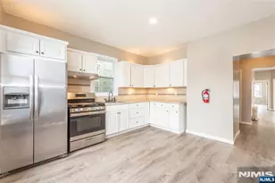 40 Olive Street 2, Bloomfield, NJ 07003 - Photo 8