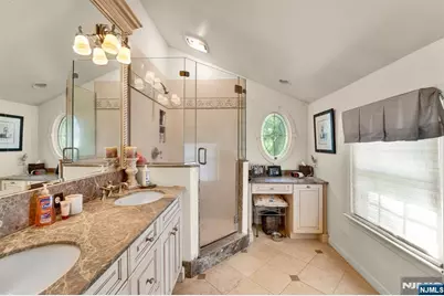 11 Dogwood Court, Mahwah, NJ 07430 - Photo 14