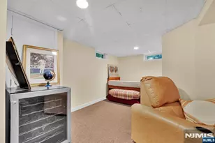 11 Dogwood Ct, Mahwah, NJ 07430 - Photo 18