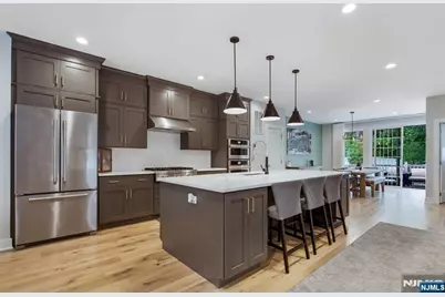 98 Cinnamon Drive, Upper Saddle River, NJ 07458 - Photo 2