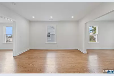 172 Boiling Springs Avenue, East Rutherford, NJ 07073 - Photo 22